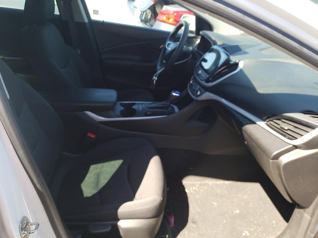 Photo 5 from auction – 2016 CHEVROLET VOLT LT with VIN 1G1RC6S54GU124746