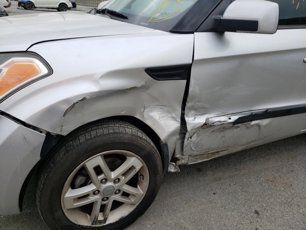 Photo 9 from auction – 2011 KIA SOUL + with VIN KNDJT2A23B7300584