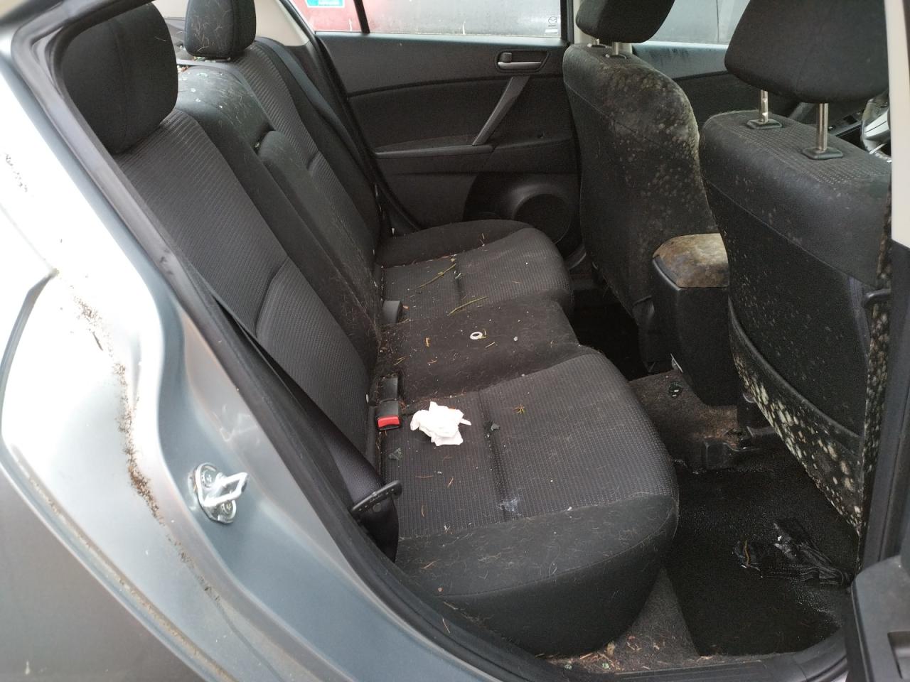 Photo 6 from auction – 2012 MAZDA 3 I with VIN JM1BL1V85C1670565