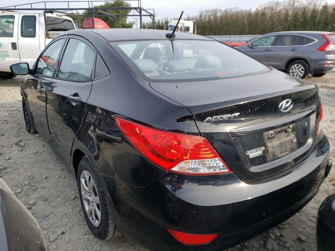 Photo 3 from auction – 2013 HYUNDAI ACCENT with VIN KMHCT4AE3DU352585
