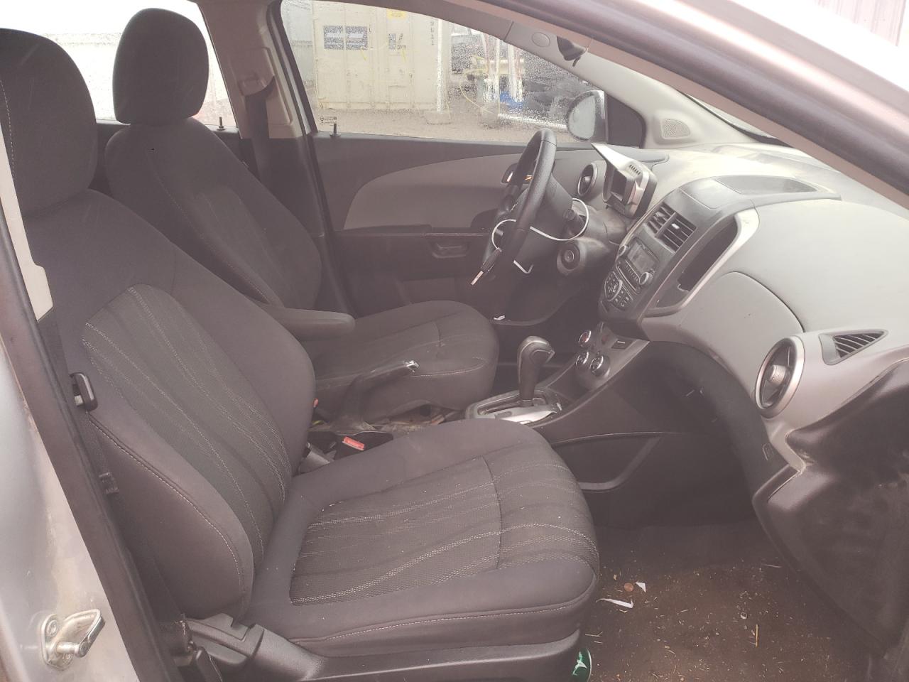 Photo 5 from auction – 2013 CHEVROLET SONIC LT with VIN 1G1JC6SG5D4205751