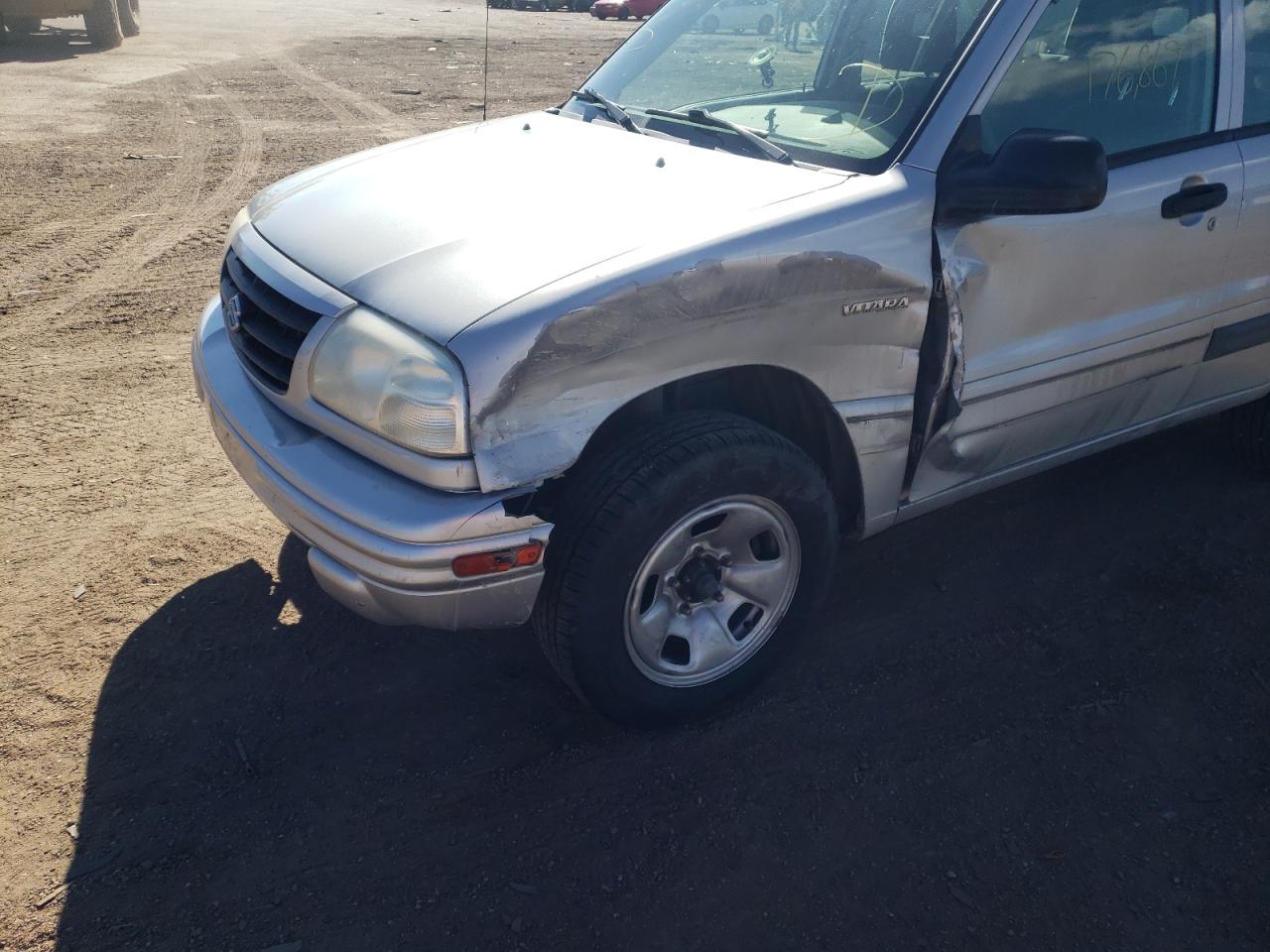 Photo 9 from auction – 2003 SUZUKI VITARA JLX with VIN 2S3TD52V436104754