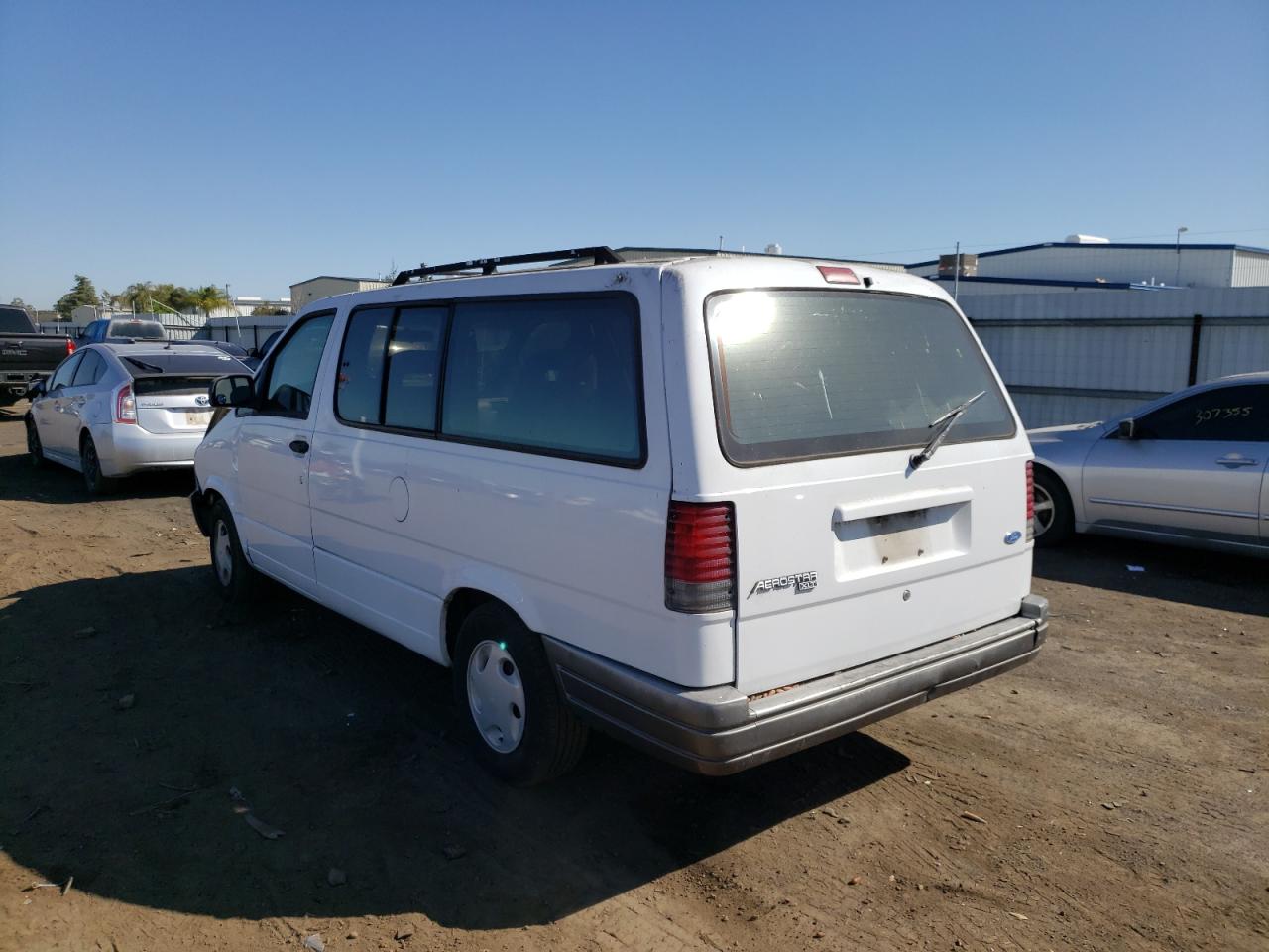 Photo 3 from auction – 1997 FORD AEROSTAR with VIN 1FMDA31UXVZC16339