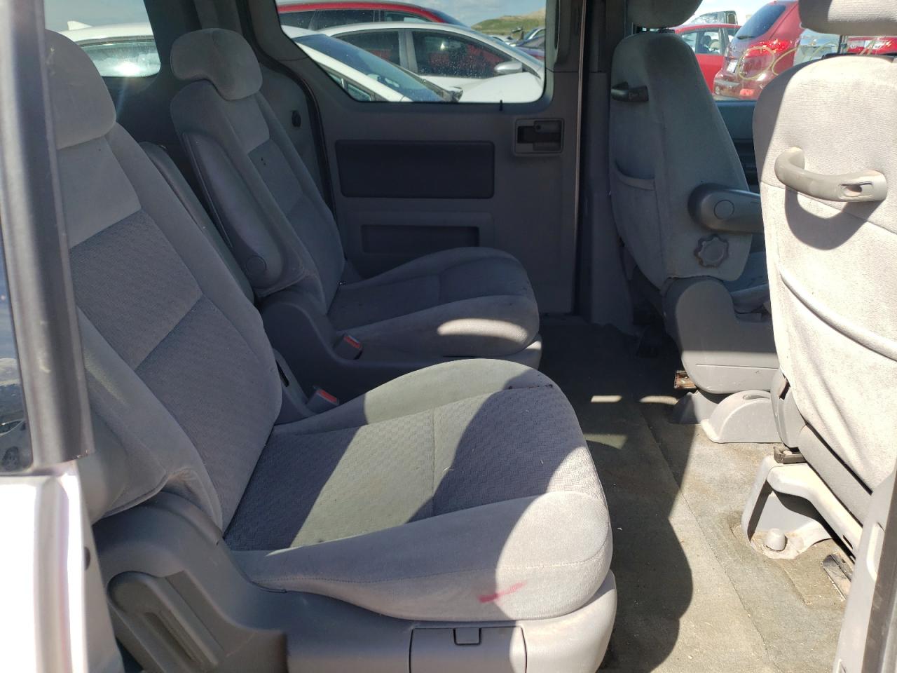 Photo 6 from auction – 2004 FORD FREESTAR S with VIN 2FMZA52294BA19839