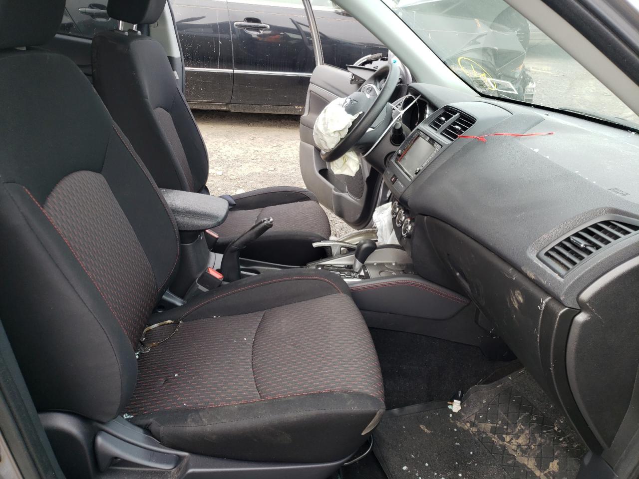 Photo 5 from auction – 2019 MITSUBISHI OUTLANDER with VIN JA4AP3AU9KU013354