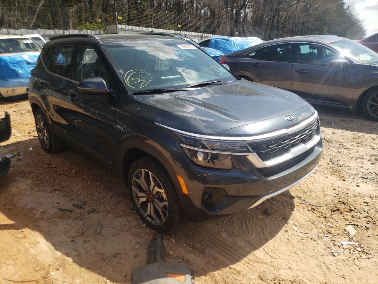 KIA SELTOS S 2021 with VIN KNDEUCA27M7214783 - Photo from auction