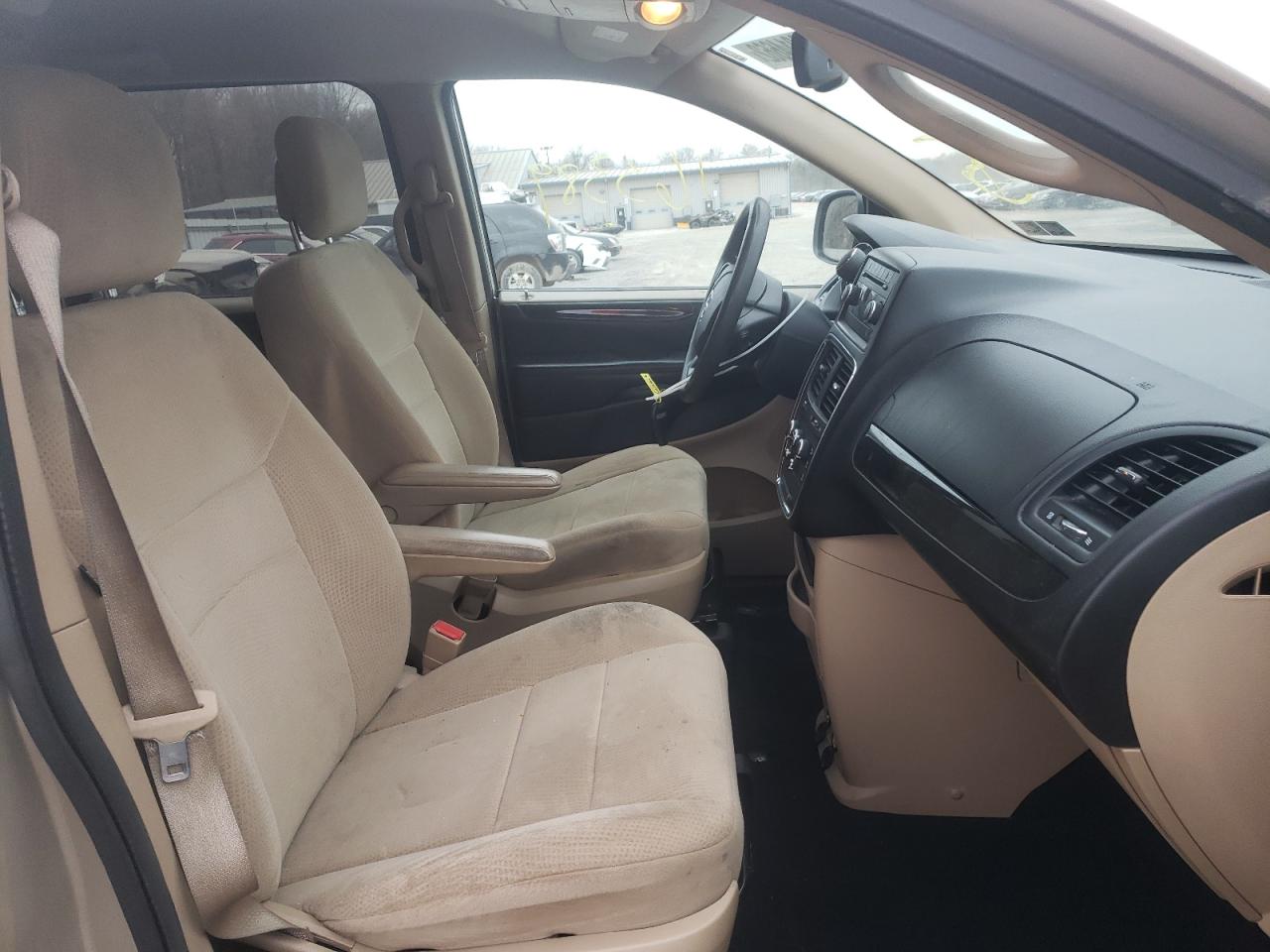 Photo 5 from auction – 2013 DODGE GRAND CARA with VIN 2C4RDGBG1DR703892