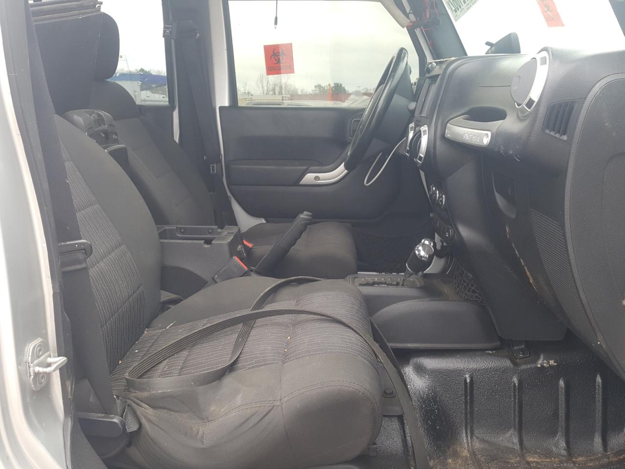 Photo 5 from auction – 2011 JEEP WRANGLER U with VIN 1J4BA5H11BL632744