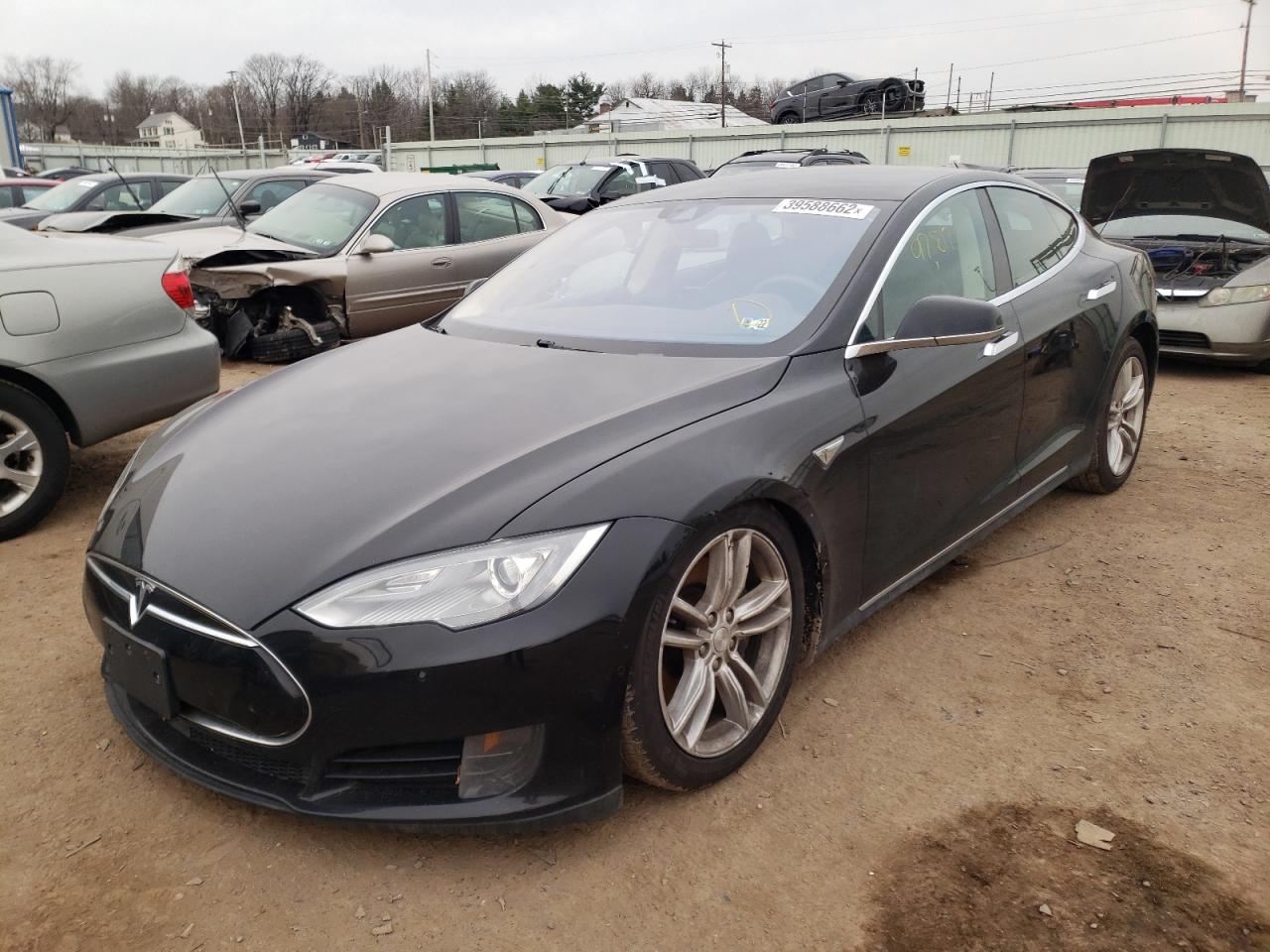 Photo 2 from auction – 2015 TESLA MODEL S 70 with VIN 5YJSA1S23FF094623