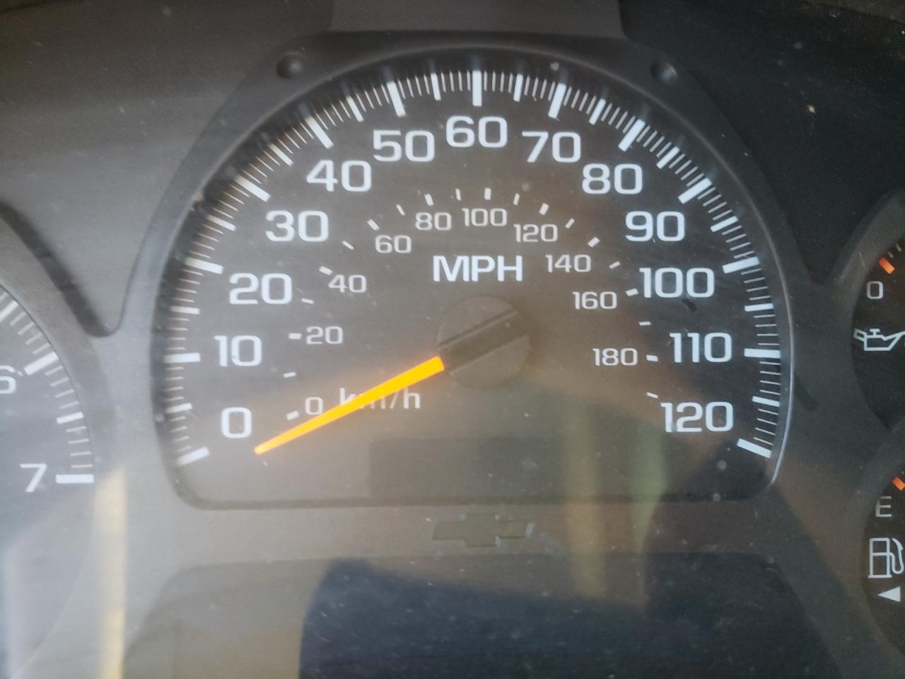 Photo 8 from auction – 2002 CHEVROLET TRAILBLAZE with VIN 1GNDS13S722225884