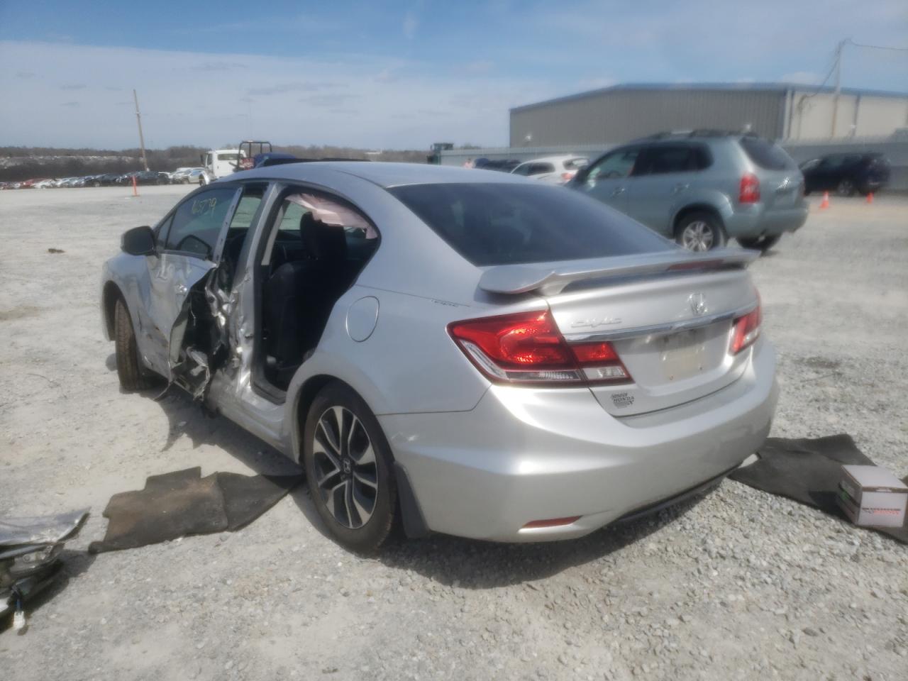 Photo 3 from auction – 2013 HONDA CIVIC EXL with VIN 19XFB2F93DE021136