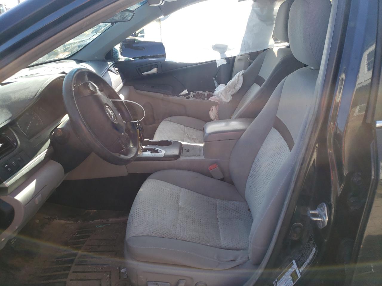 Photo 5 from auction – 2012 TOYOTA CAMRY BASE with VIN 4T4BF1FK0CR241318