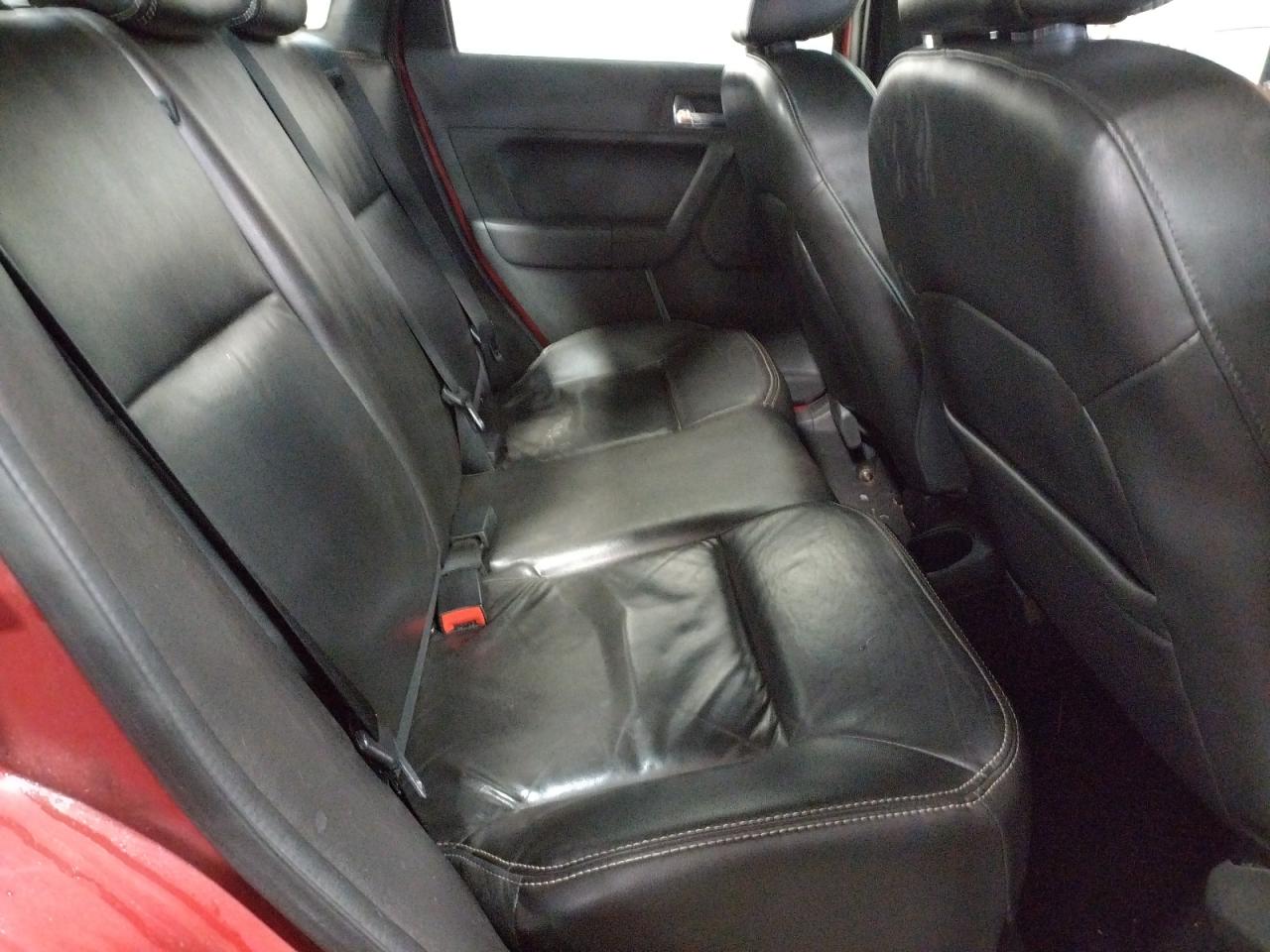 Photo 6 from auction – 2010 FORD FOCUS SEL with VIN 1FAHP3HN3AW139950