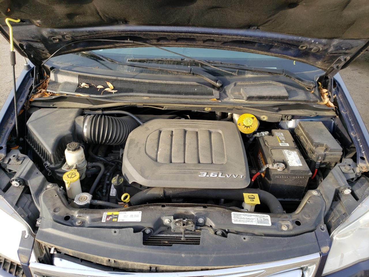 Photo 7 from auction – 2014 CHRYSLER TOWN & COU with VIN 2C4RC1BG0ER329583