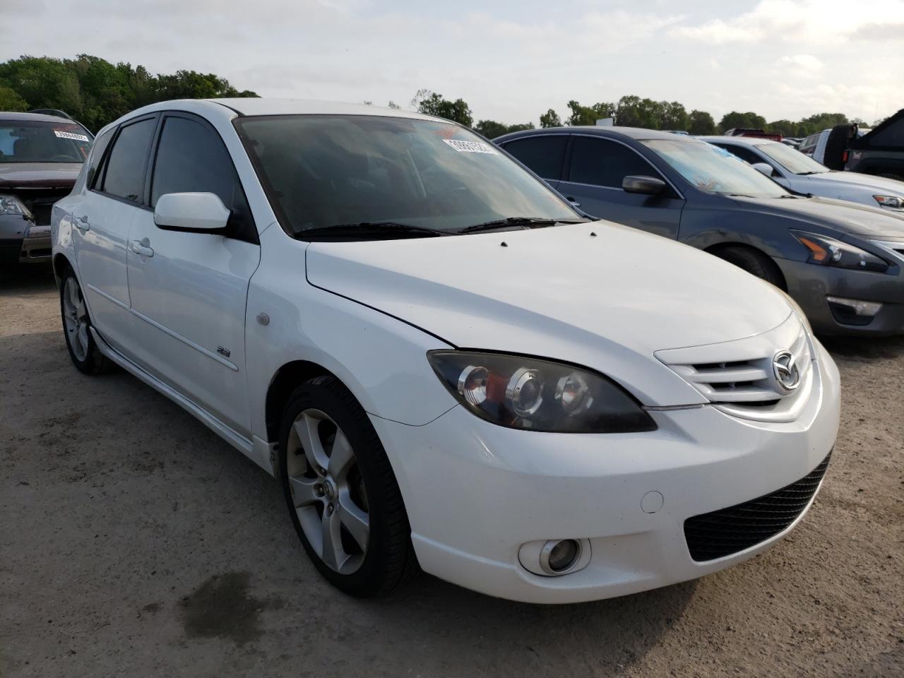 MAZDA 3 HATCHBAC 2006 with VIN JM1BK343461438113 - Photo from auction