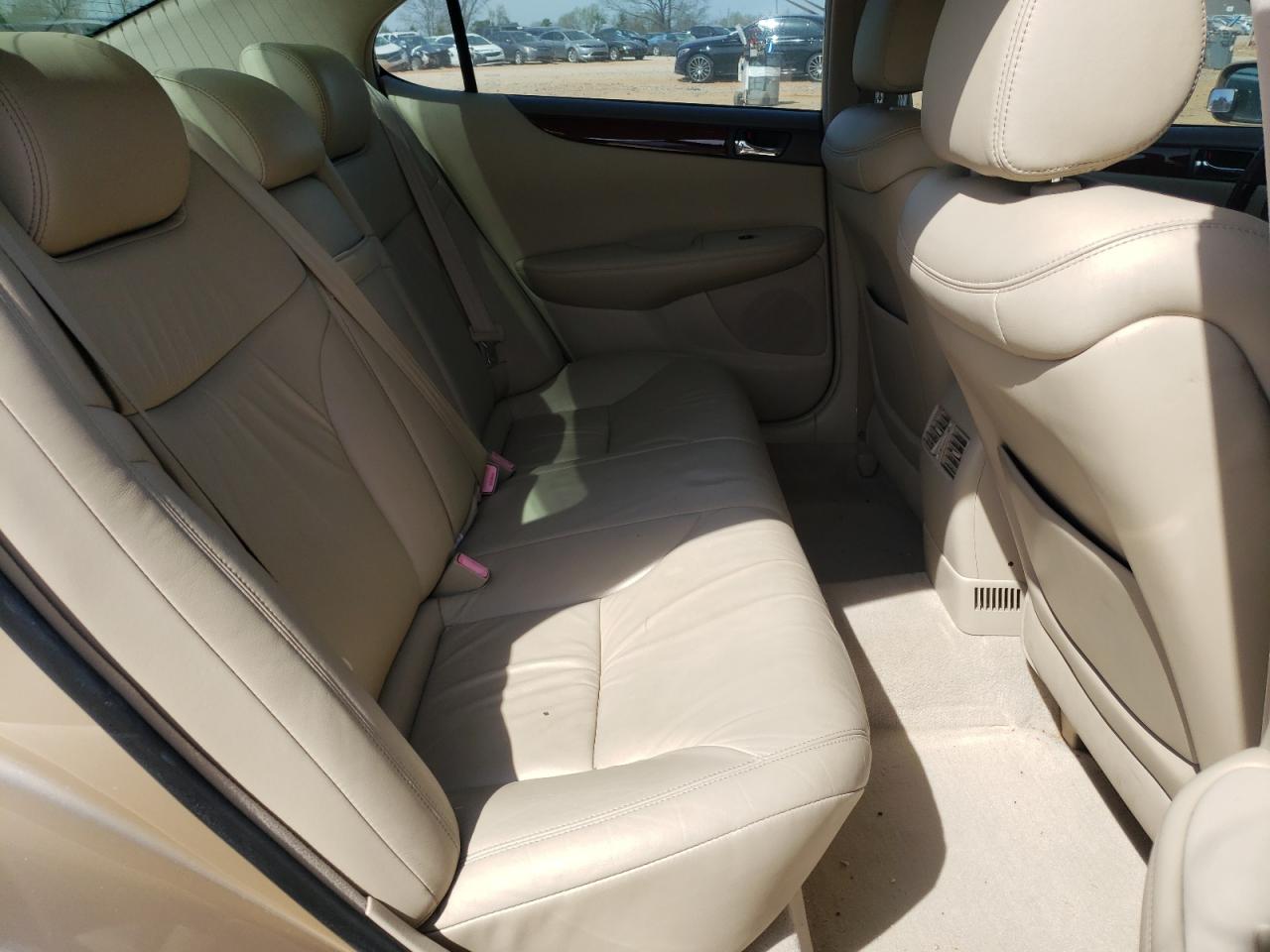 Фото 6 с аукциона – 2004 LEXUS ES 330 с VIN JTHBA30G945037348