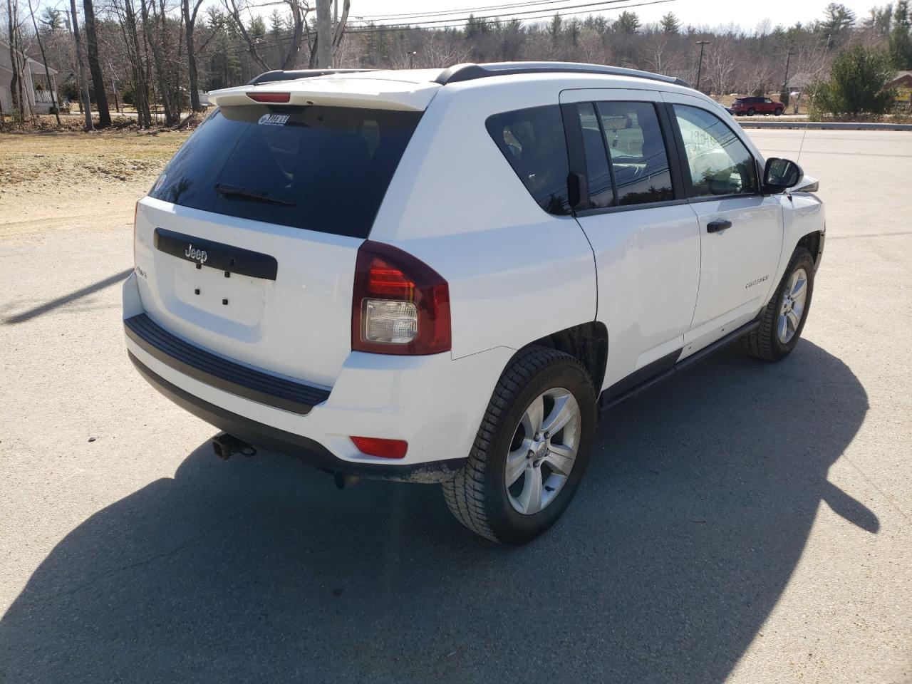Photo 4 from auction – 2015 JEEP COMPASS SP with VIN 1C4NJDBB2FD418229