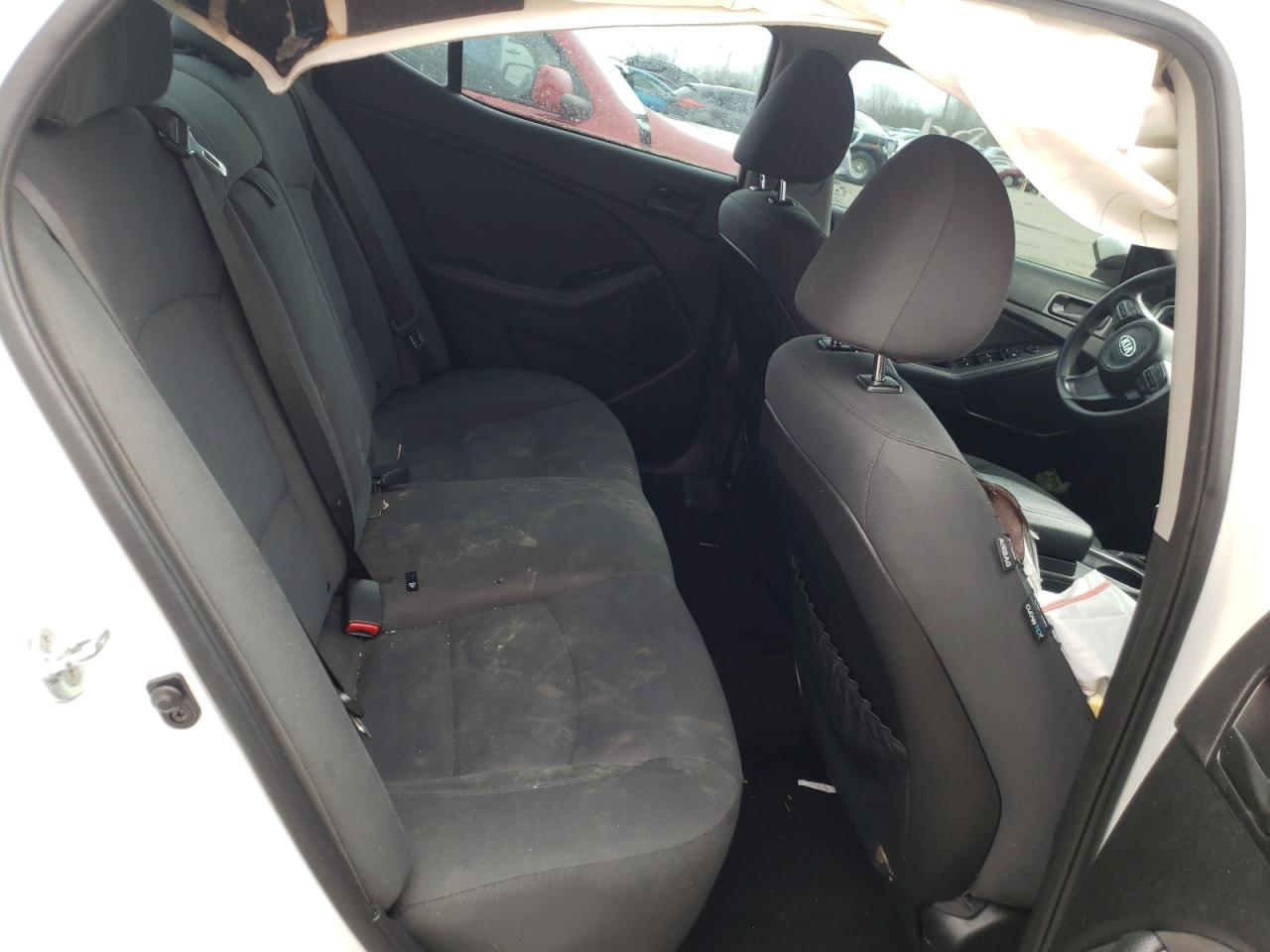 Photo 6 from auction – 2015 KIA OPTIMA LX with VIN 5XXGM4A74FG412550