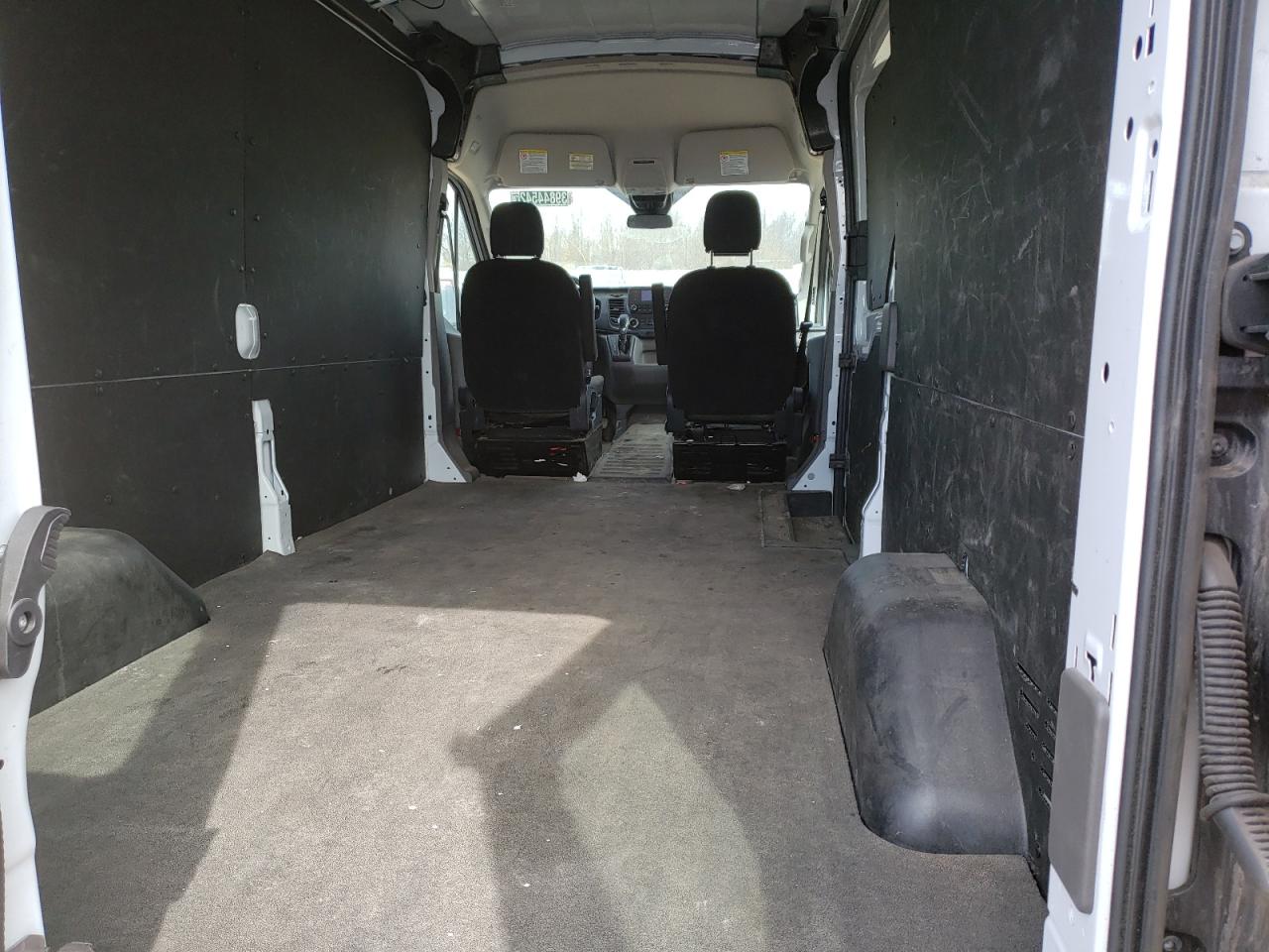 Photo 6 from auction – 2021 FORD TRANSIT T- with VIN 1FTBR1C88MKA48734