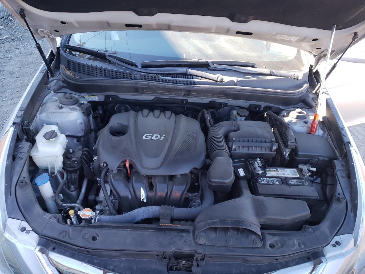 Photo 7 from auction – 2011 HYUNDAI SONATA SE with VIN 5NPEC4AC1BH271569