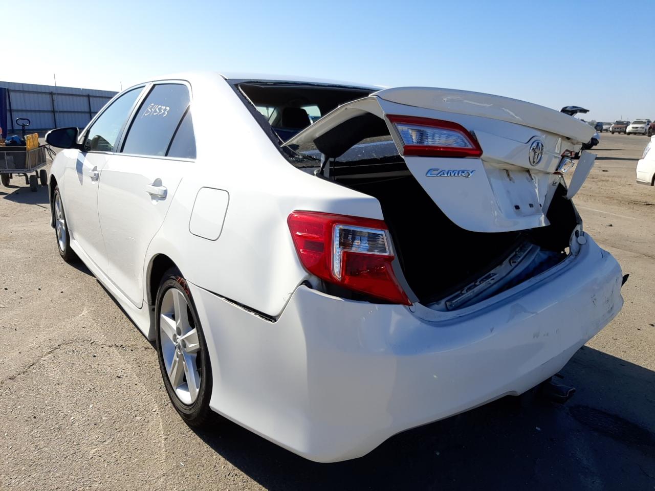 Photo 3 from auction – 2013 TOYOTA CAMRY L with VIN 4T1BF1FK2DU640002