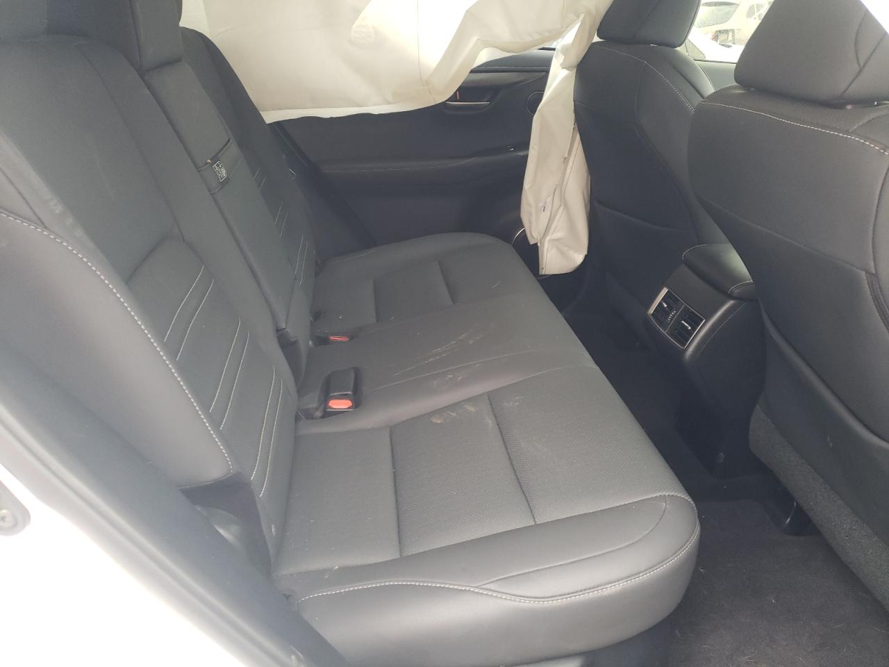 Photo 6 from auction – 2020 LEXUS NX 300 with VIN JTJDARBZ5L5000109