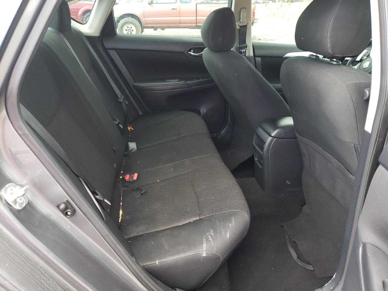 Photo 6 from auction – 2019 NISSAN SENTRA S with VIN 3N1AB7AP1KY362496