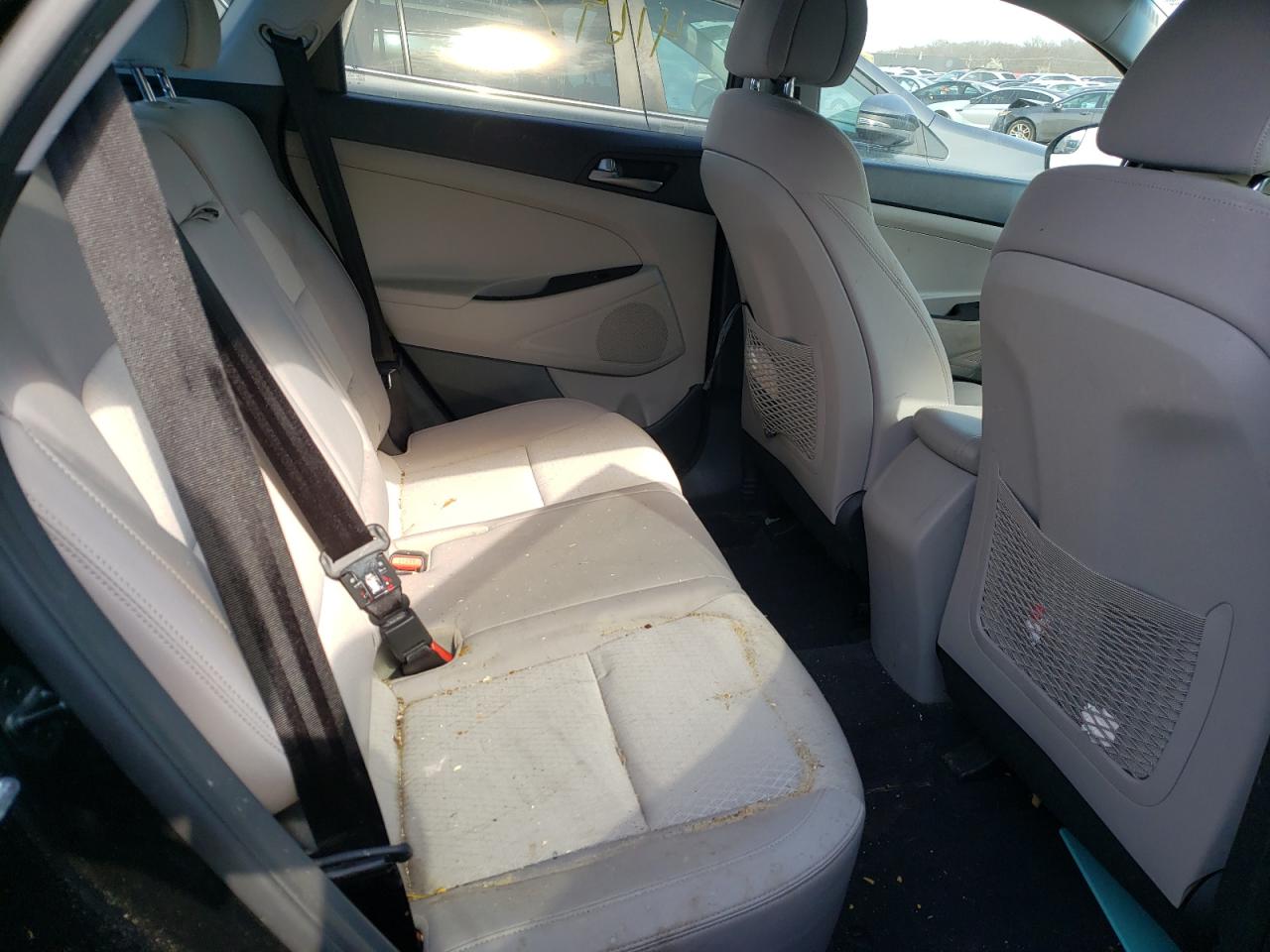 Photo 6 from auction – 2017 HYUNDAI TUCSON LIM with VIN KM8J3CA45HU290816