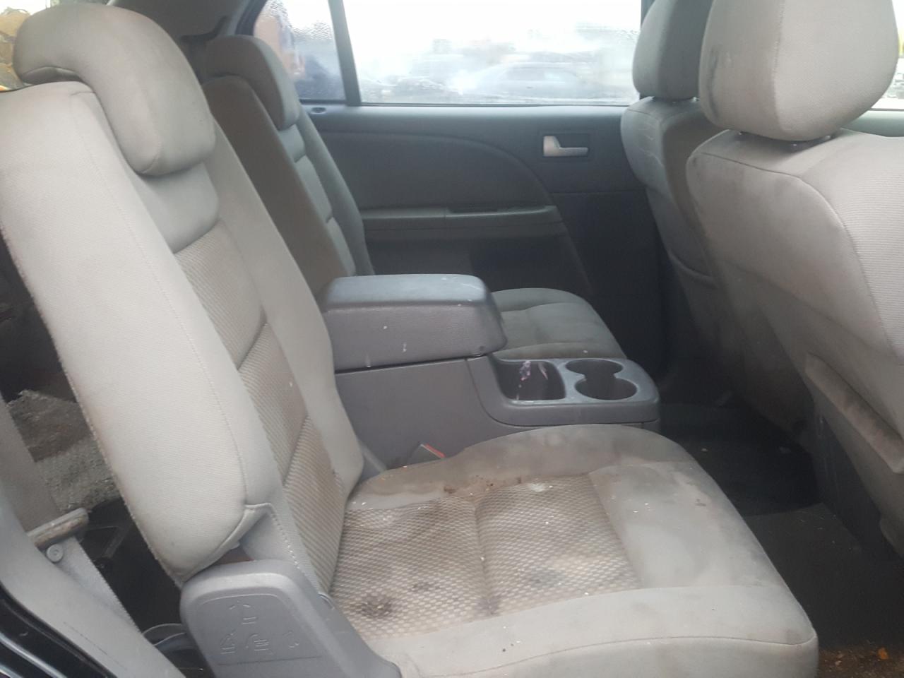 Photo 6 from auction – 2005 FORD FREESTYLE with VIN 1FMZK01165GA43325