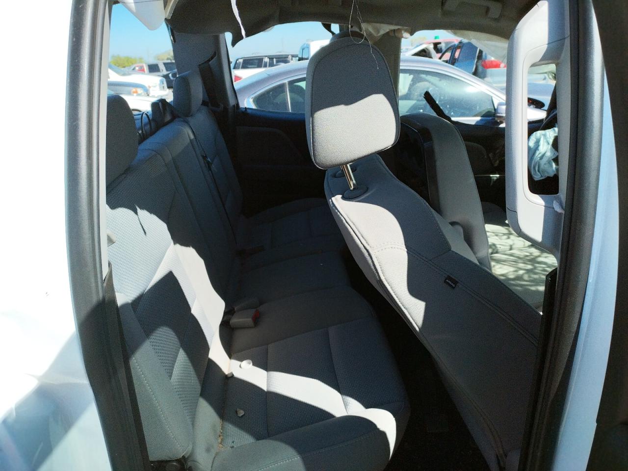 Photo 6 from auction – 2019 CHEVROLET SILVERADO with VIN 2GCRCNEC6K1196628