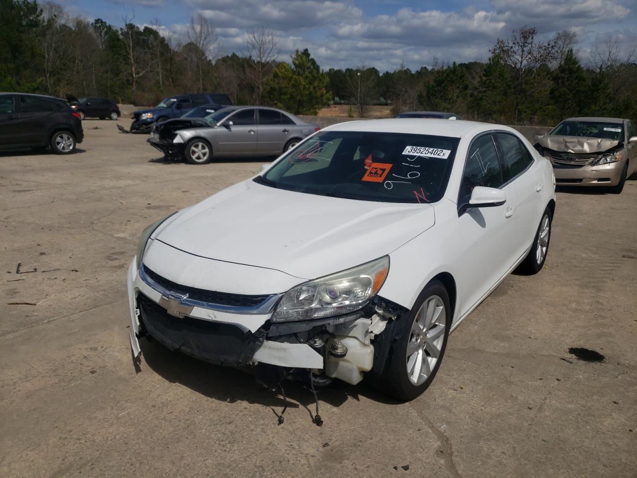 Photo 2 from auction – 2015 CHEVROLET MALIBU 2LT with VIN 1G11D5SL9FU104686