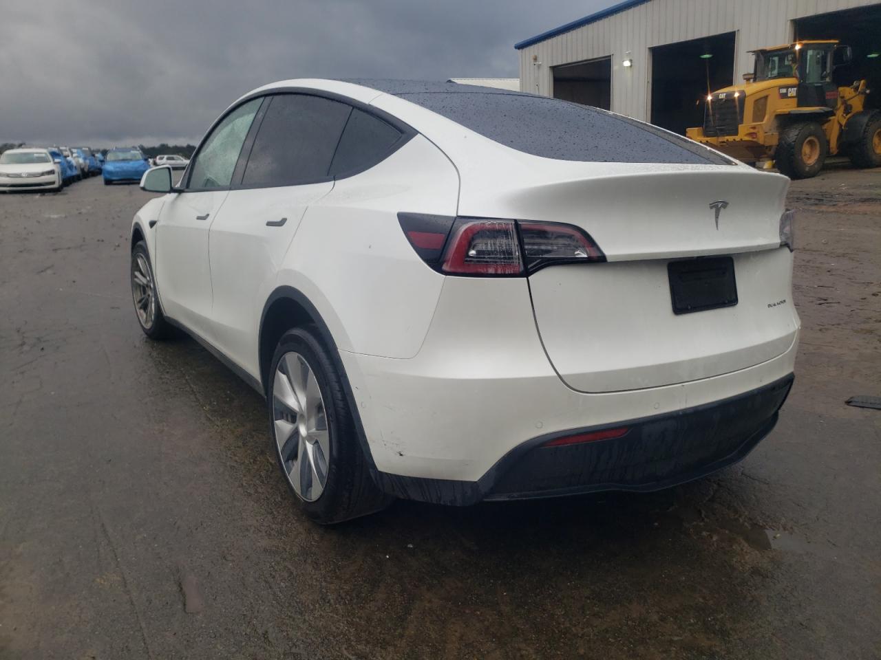 Photo 3 from auction – 2020 TESLA MODEL Y with VIN 5YJYGDEE6LF032595