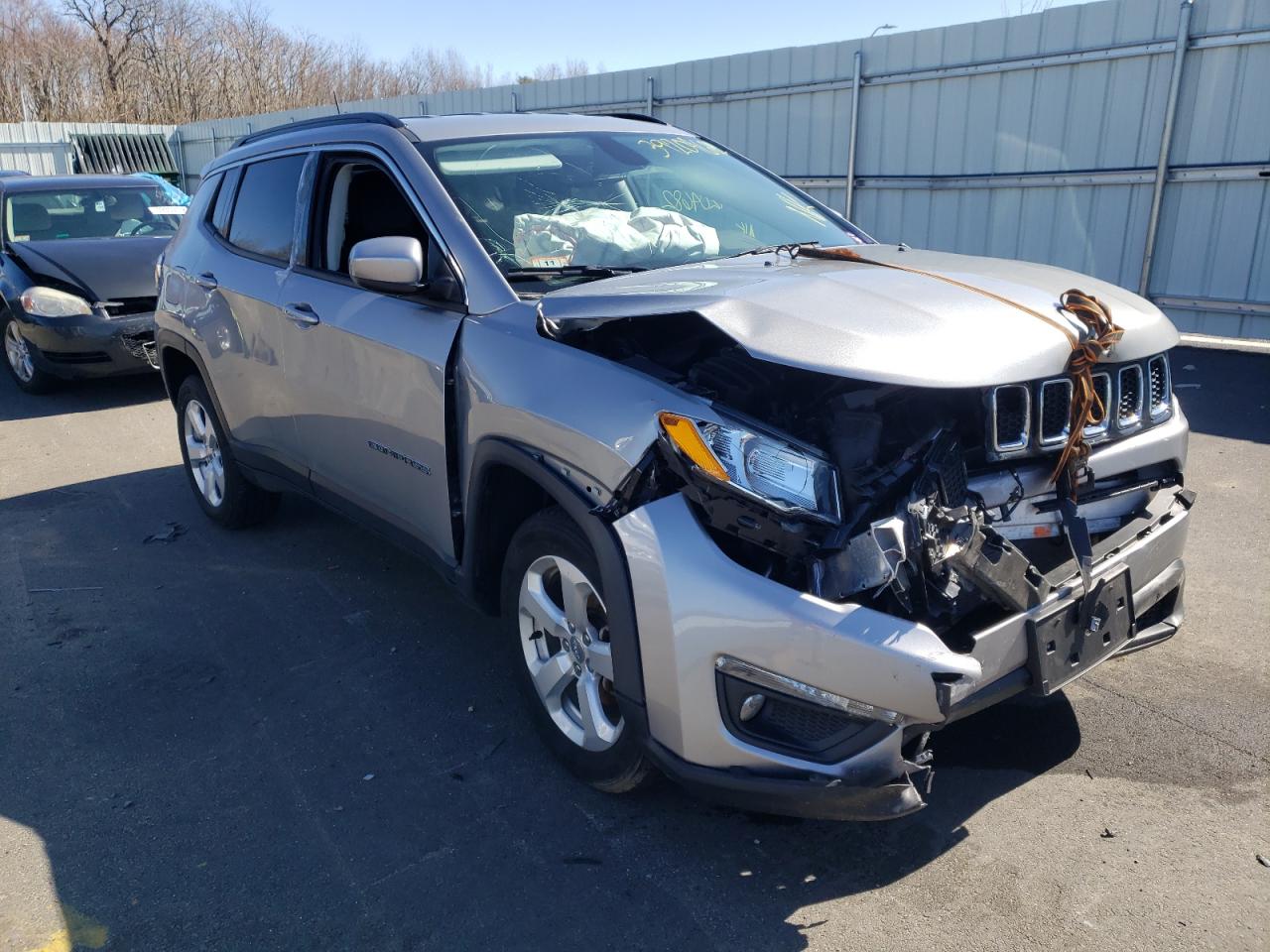 JEEP COMPASS LA 2020 with VIN 3C4NJDBB5LT161279 - Photo from auction