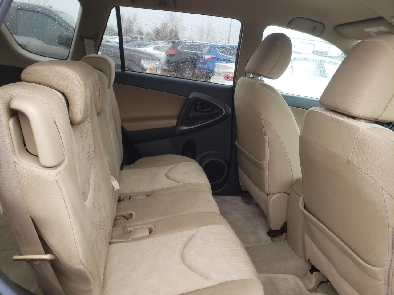 Photo 6 from auction – 2011 TOYOTA RAV4 with VIN 2T3ZF4DV2BW085442