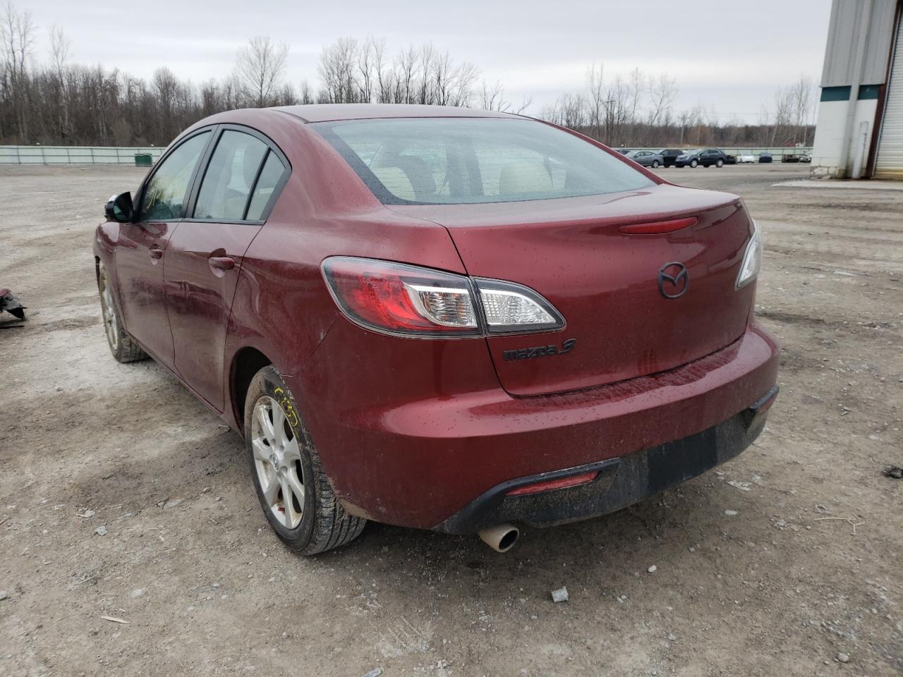 Photo 3 from auction – 2010 MAZDA 3 I with VIN JM1BL1SF3A1105053
