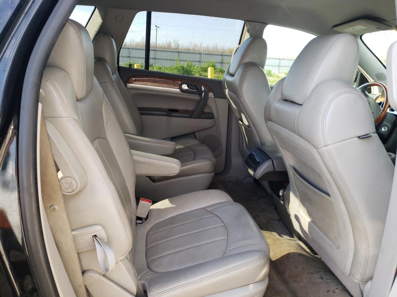 Photo 6 from auction – 2010 BUICK ENCLAVE CX with VIN 5GALRBED9AJ119799