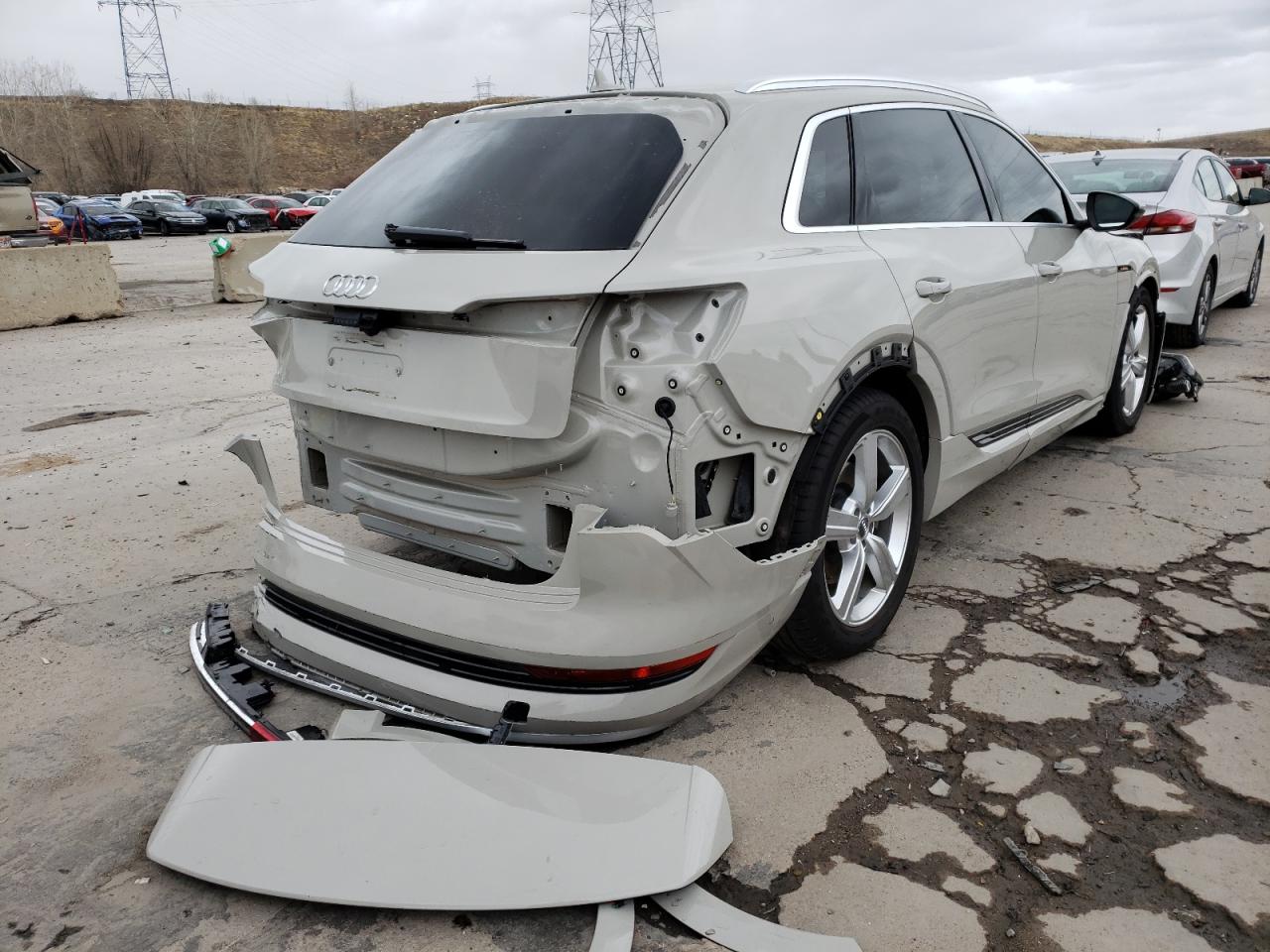Photo 4 from auction – 2019 AUDI E-TRON PRE with VIN WA1VABGEXKB021360