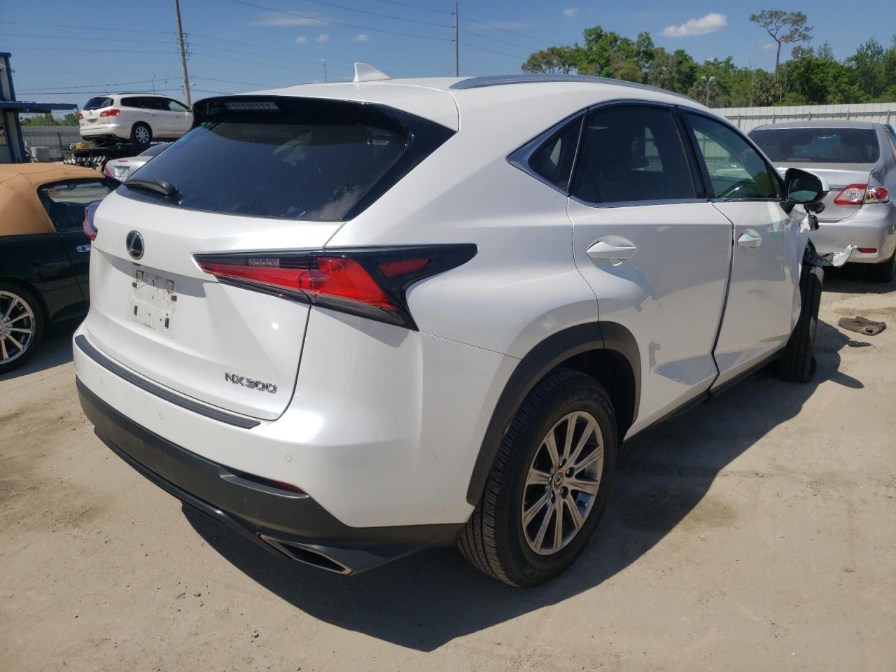 Photo 4 from auction – 2021 LEXUS NX 300 BAS with VIN JTJDARBZ1M5020987
