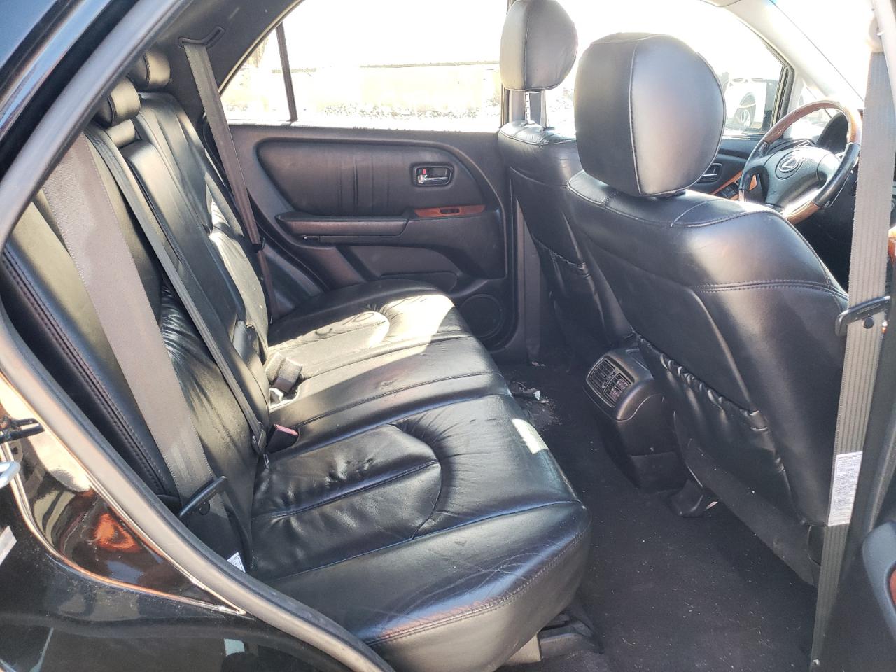Photo 6 from auction – 2002 LEXUS RX 300 with VIN JTJHF10U420248391