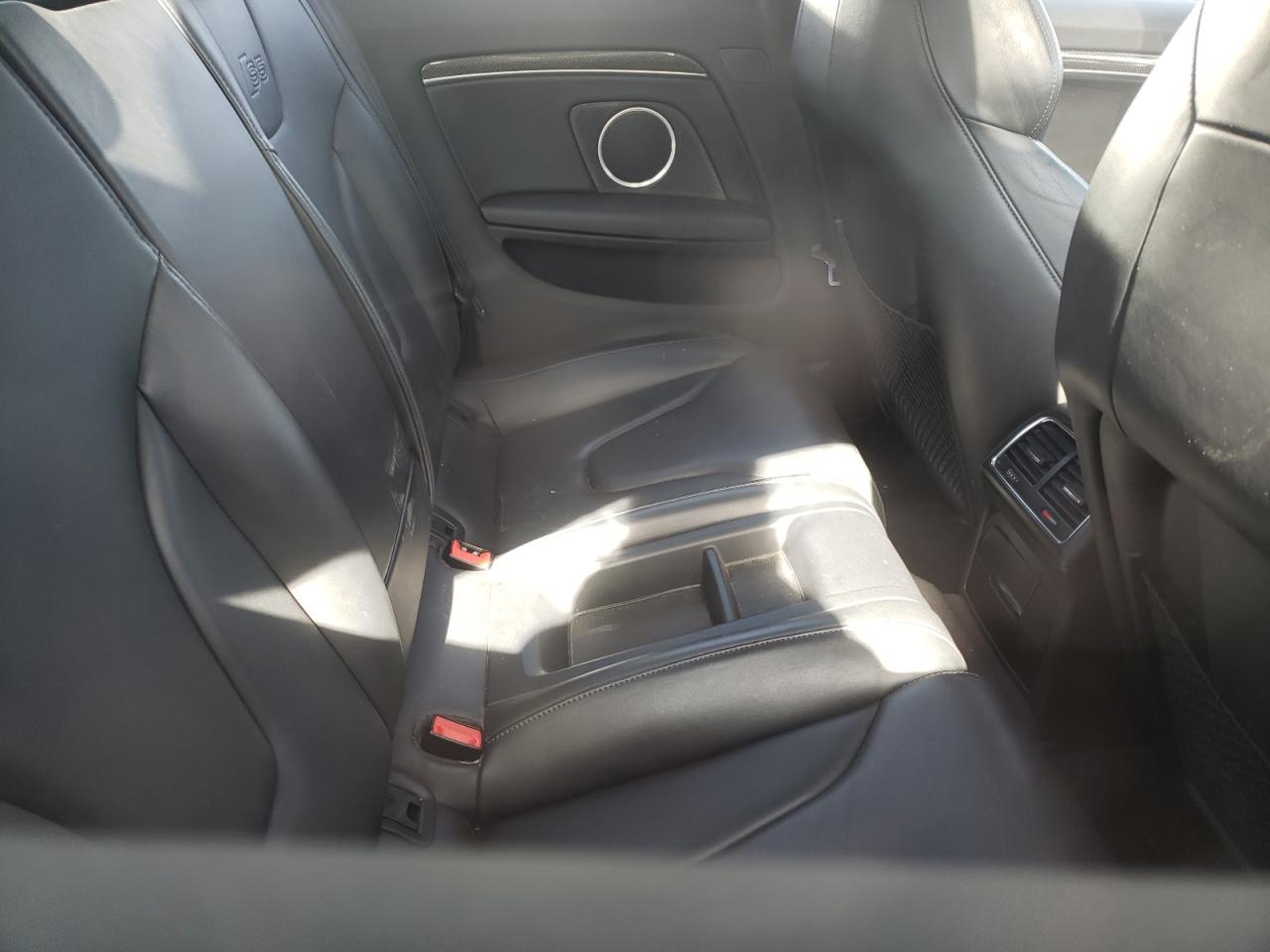 Photo 6 from auction – 2011 AUDI S5 PREMIUM with VIN WAULVBFR2BA074773