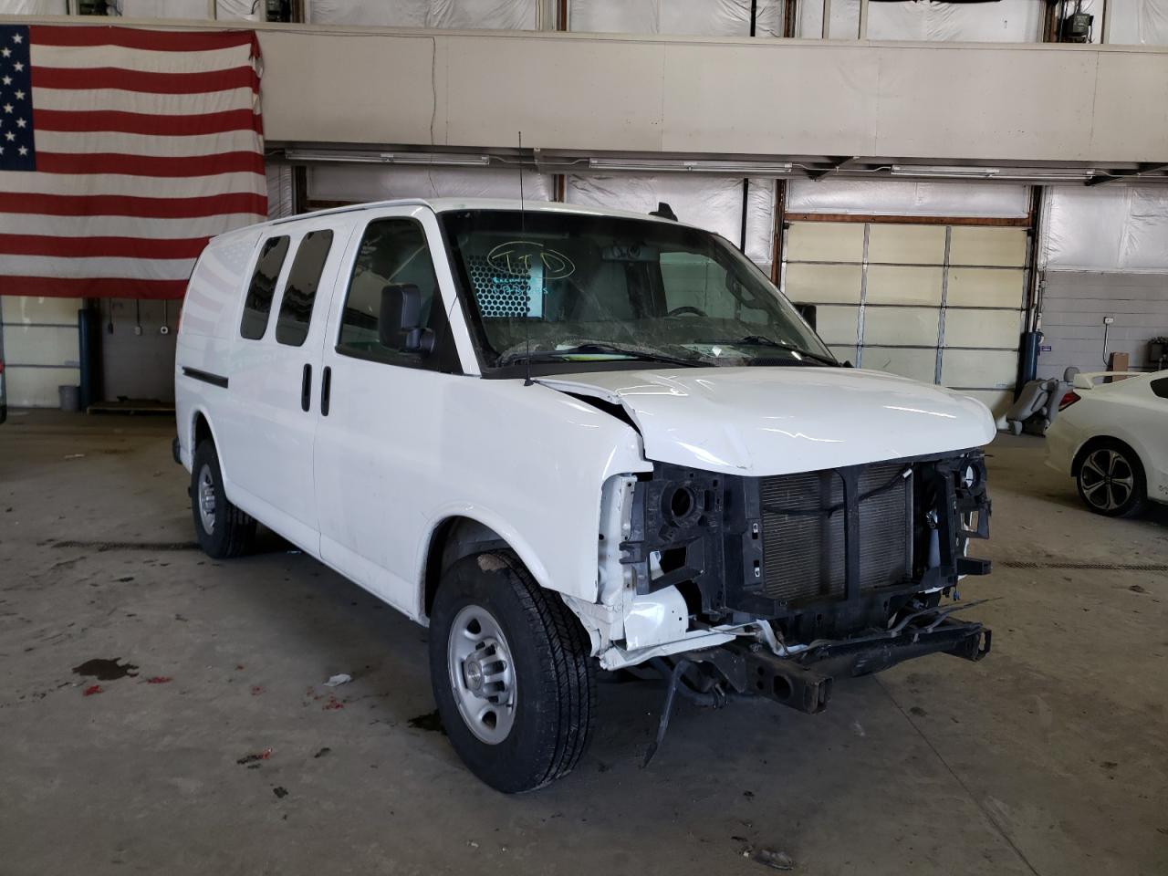 CHEVROLET EXPRESS G2 2017 with VIN 1GCWGAFF9H1303808 - Photo from auction