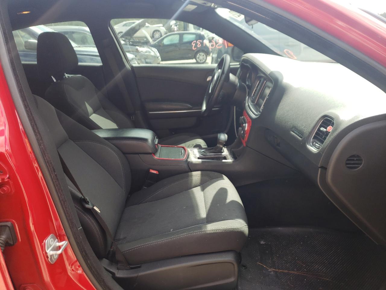 Photo 5 from auction – 2015 DODGE CHARGER SE with VIN 2C3CDXBG3FH738629
