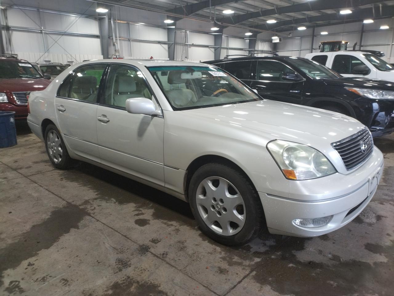 LEXUS LS 430 2003 with VIN JTHBN30F530113543 - Photo from auction