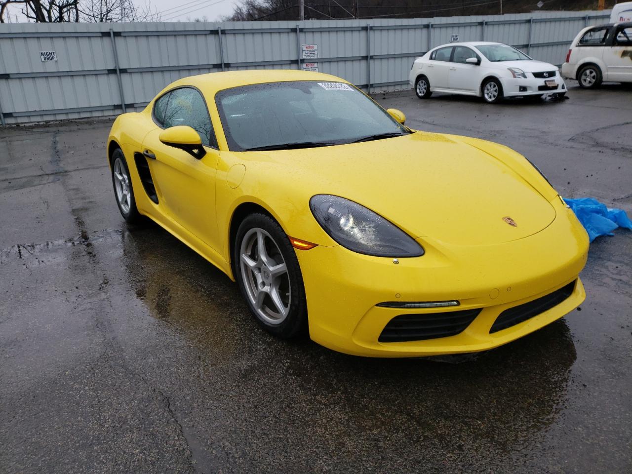 PORSCHE CAYMAN 2018 with VIN WP0AA2A84JK261588 - Photo from auction