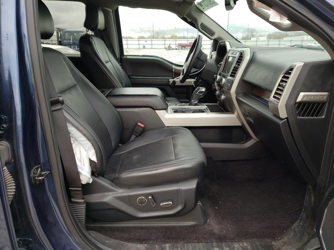 Photo 5 from auction – 2016 FORD F150 SUPER with VIN 1FTEW1EG4GFA25801