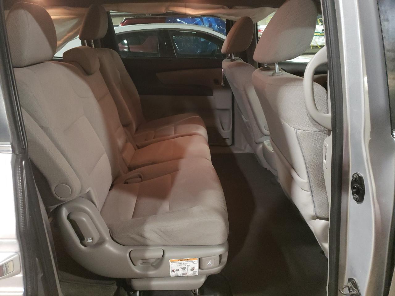 Photo 6 from auction – 2015 HONDA ODYSSEY EX with VIN 5FNRL5H40FB114755