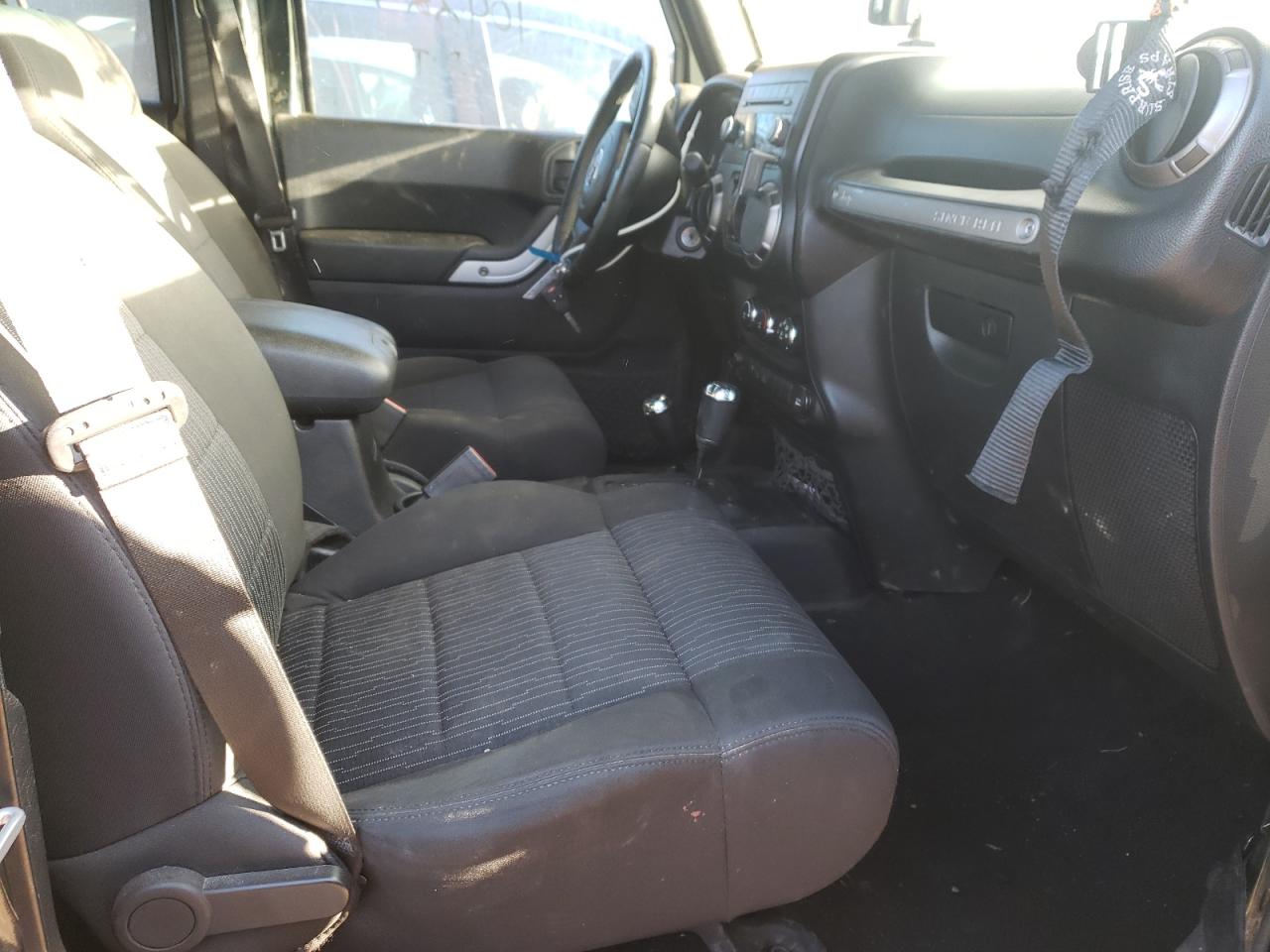Photo 5 from auction – 2011 JEEP WRANGLER U with VIN 1J4BA3H17BL514766