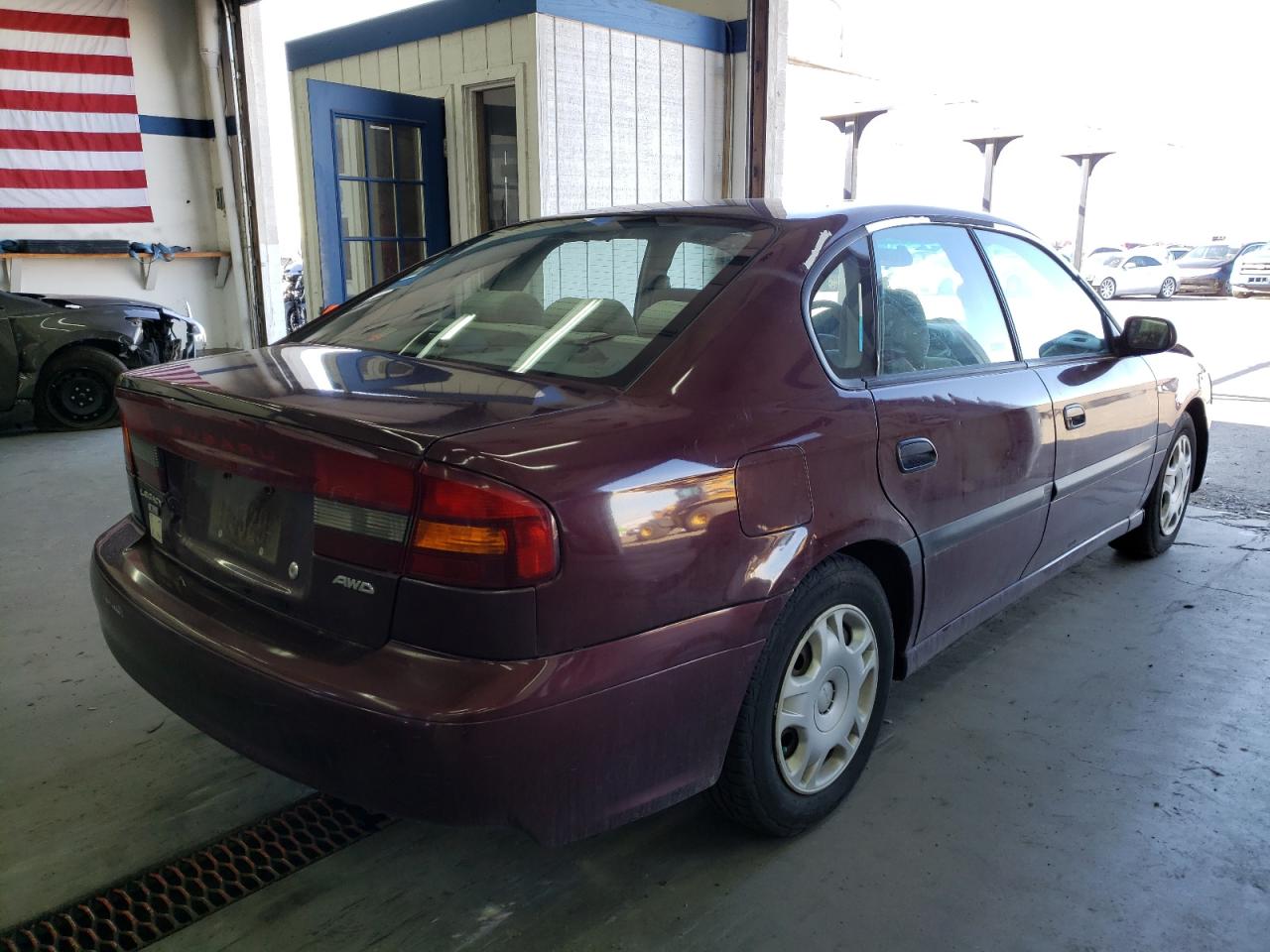 Photo 4 from auction – 2000 SUBARU LEGACY L with VIN 4S3BE635XY7212959