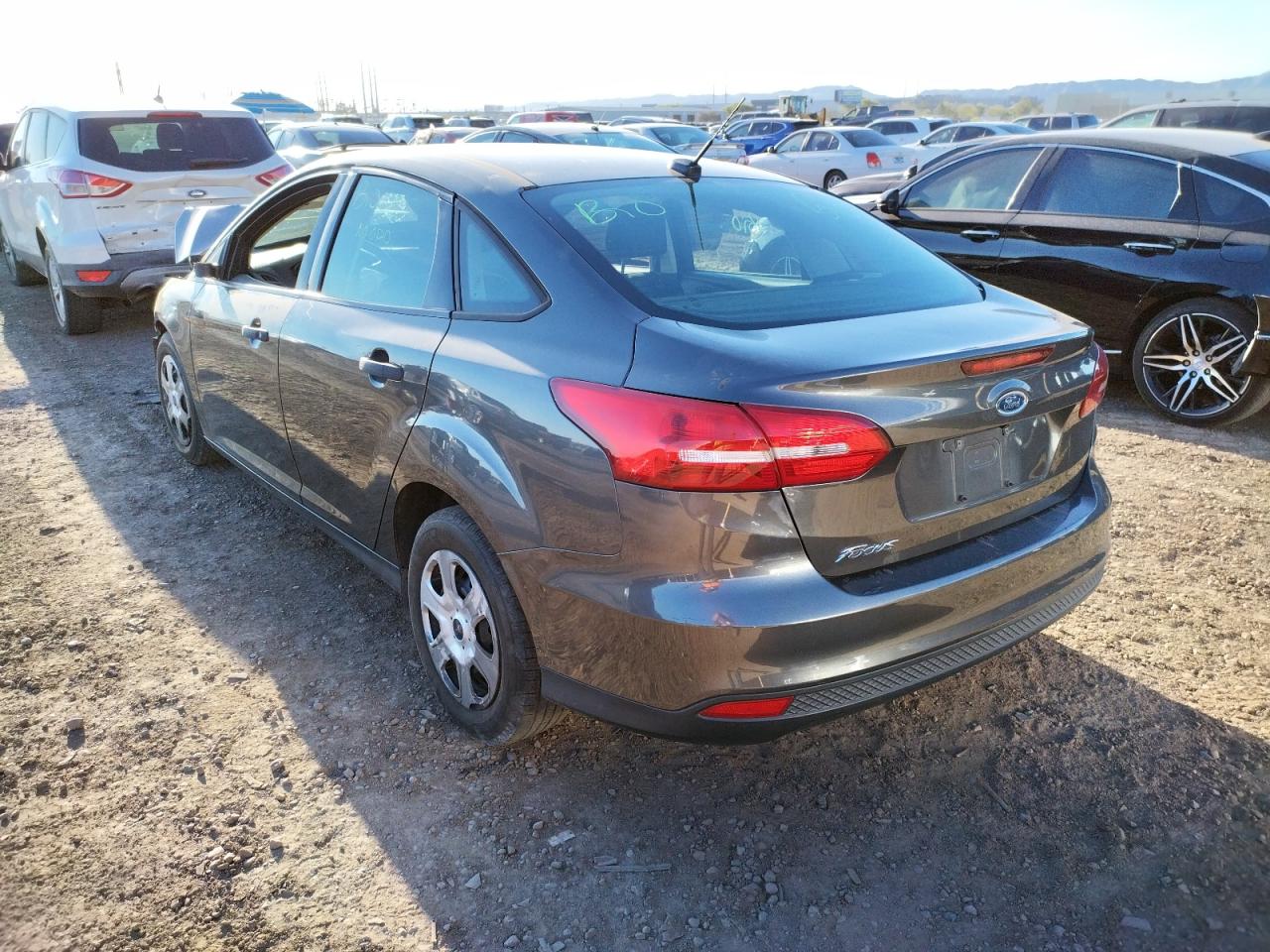 Photo 3 from auction – 2016 FORD FOCUS S with VIN 1FADP3E28GL221336