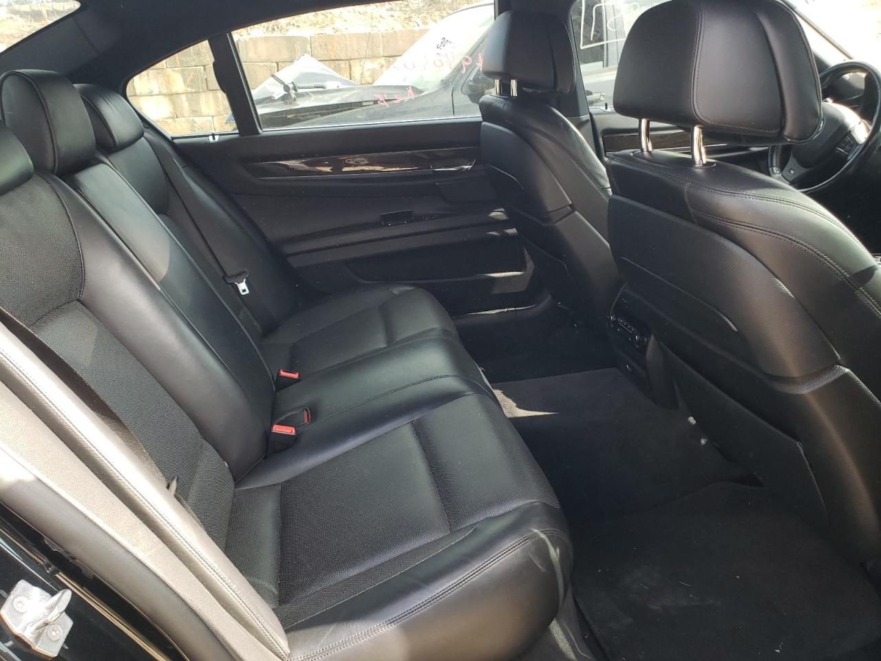 Photo 6 from auction – 2014 BMW 750 LXI with VIN WBAYF8C5XED653603
